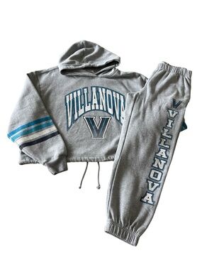 ‘47 Brand Villanova Women’s Gray Cropped Hoodie Large & Joggers Small-Set
